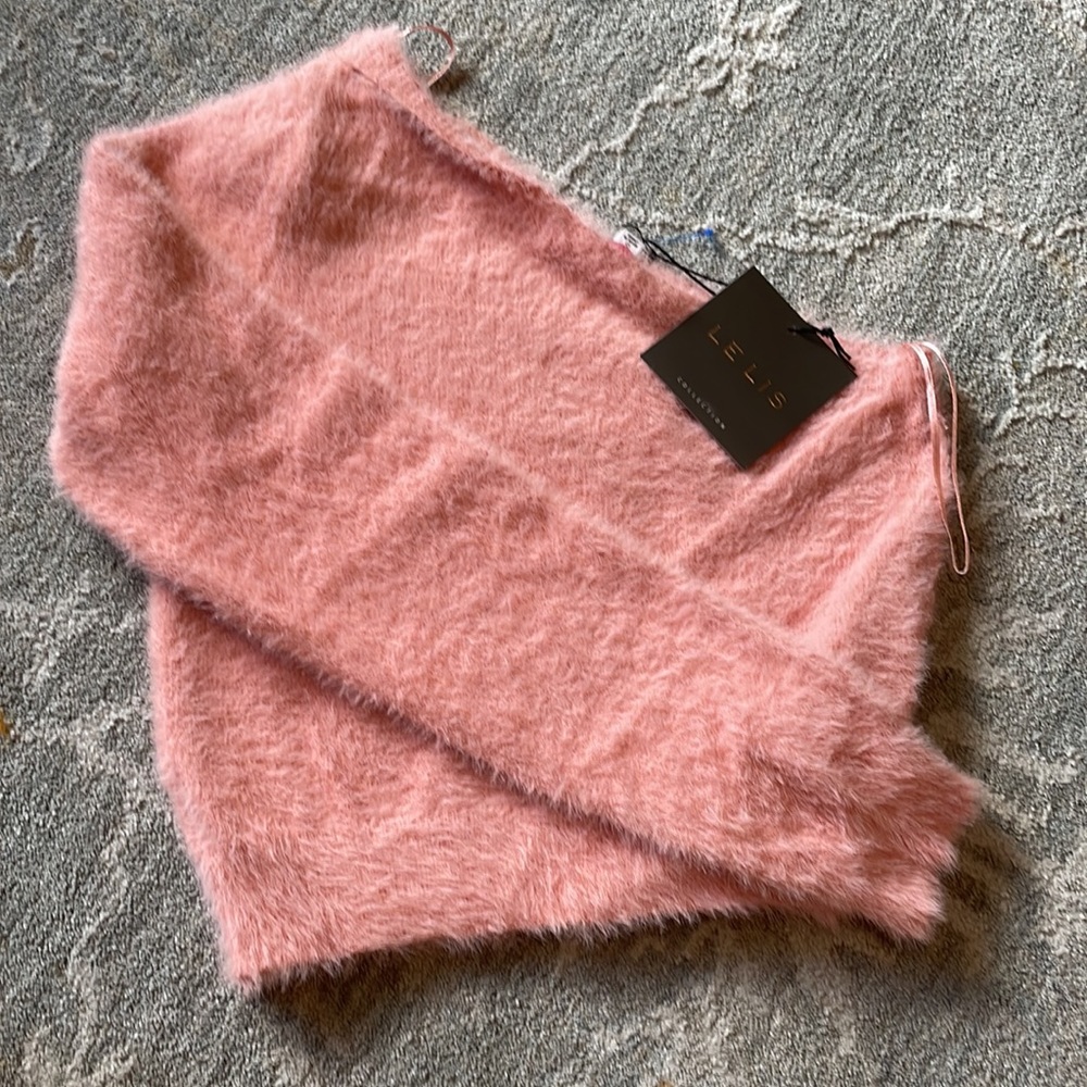 Pink Sweater - Picture 3 of 3